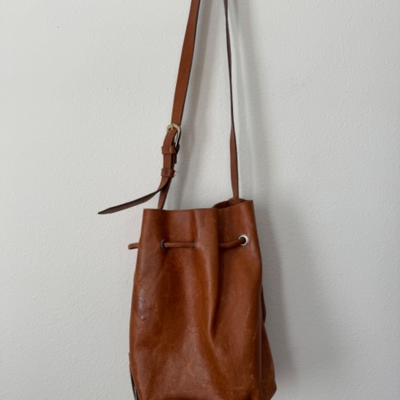 Puro Uta Pin Pin Leather Cross body Shoulder Bucket Bag Cognac - Picture 5 of 10